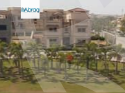 https://aqarmap.com.eg/ar/listing/4070992-for-sale-cairo-el-sheikh-zayed-city-compounds-in-sheikh-zayed-royal-city