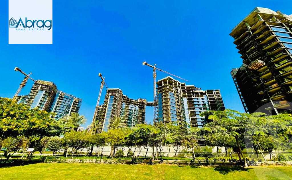 https://aqarmap.com.eg/ar/listing/4187255-for-sale-cairo-el-sheikh-zayed-city-compounds-zyd-wr-llttwyr
