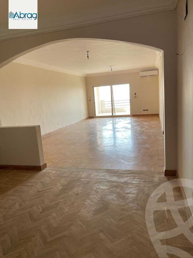 https://aqarmap.com.eg/en/listing/4207964-for-sale-cairo-el-sheikh-zayed-city-compounds-in-sheikh-zayed-zayed-2000