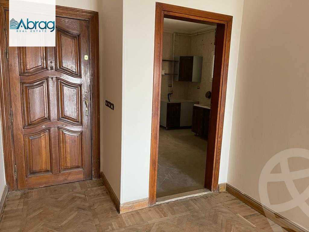 https://aqarmap.com.eg/en/listing/4207964-for-sale-cairo-el-sheikh-zayed-city-compounds-in-sheikh-zayed-zayed-2000