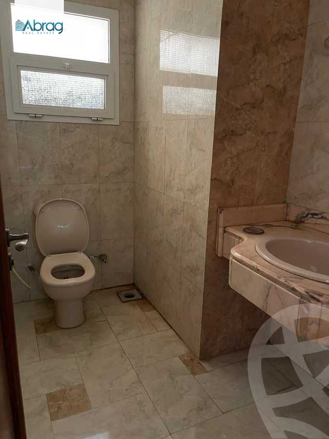 https://aqarmap.com.eg/en/listing/4207964-for-sale-cairo-el-sheikh-zayed-city-compounds-in-sheikh-zayed-zayed-2000