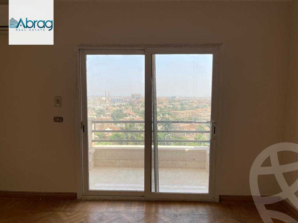 https://aqarmap.com.eg/en/listing/4207964-for-sale-cairo-el-sheikh-zayed-city-compounds-in-sheikh-zayed-zayed-2000