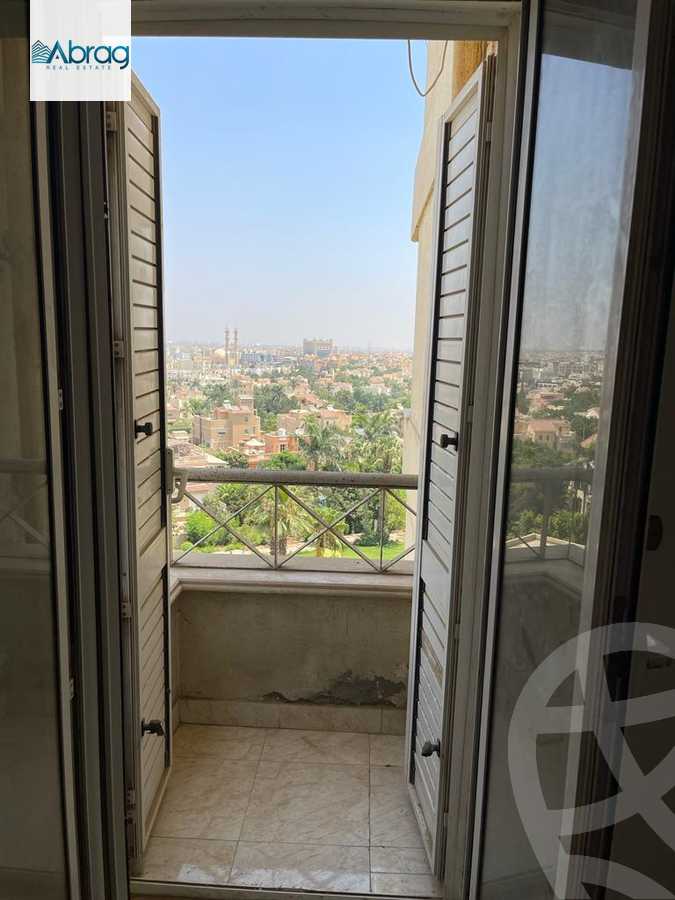 https://aqarmap.com.eg/en/listing/4207964-for-sale-cairo-el-sheikh-zayed-city-compounds-in-sheikh-zayed-zayed-2000
