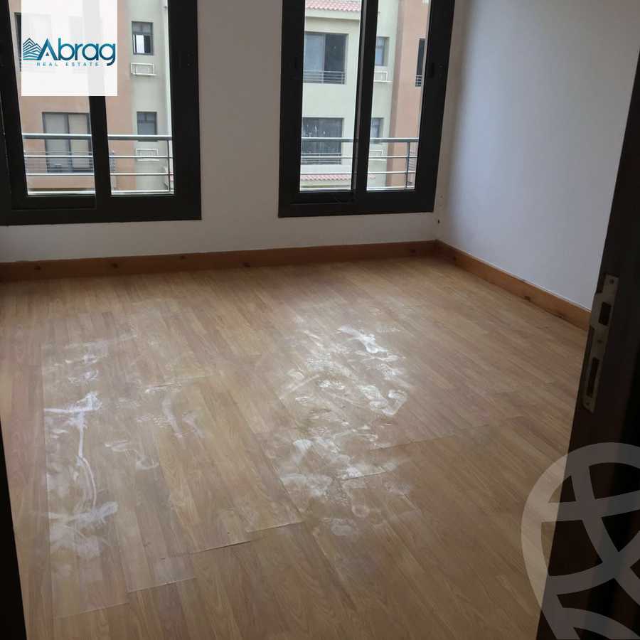https://aqarmap.com.eg/ar/listing/4213445-for-sale-cairo-el-sheikh-zayed-city-compounds-in-sheikh-zayed-casa