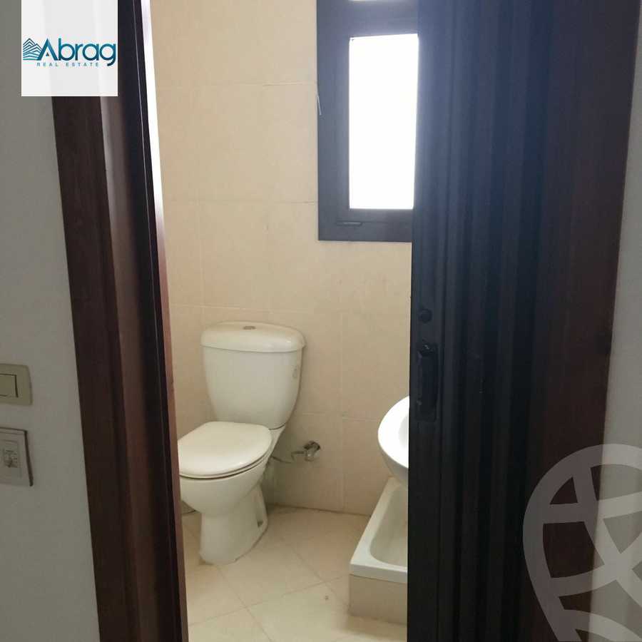 https://aqarmap.com.eg/ar/listing/4213445-for-sale-cairo-el-sheikh-zayed-city-compounds-in-sheikh-zayed-casa