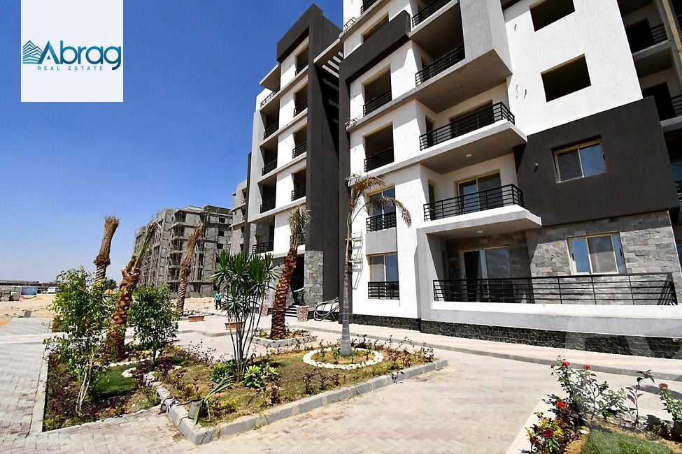 https://aqarmap.com.eg/en/listing/5567407-for-sale-cairo-el-sheikh-zayed-city-compounds-jn-1
