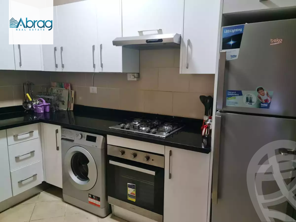 https://aqarmap.com.eg/en/listing/5301845-for-sale-cairo-el-sheikh-zayed-city-compounds-dh-drys