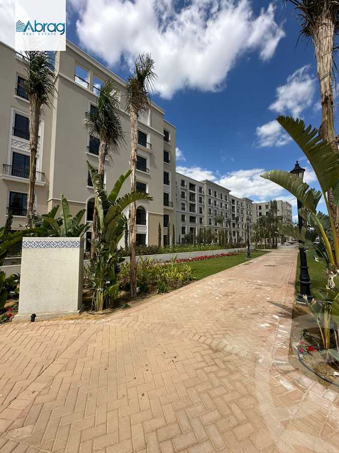 https://aqarmap.com.eg/en/listing/5513507-for-sale-cairo-el-sheikh-zayed-city-compounds-kmbwnd-fyldj-wyst-dr-llttwyr