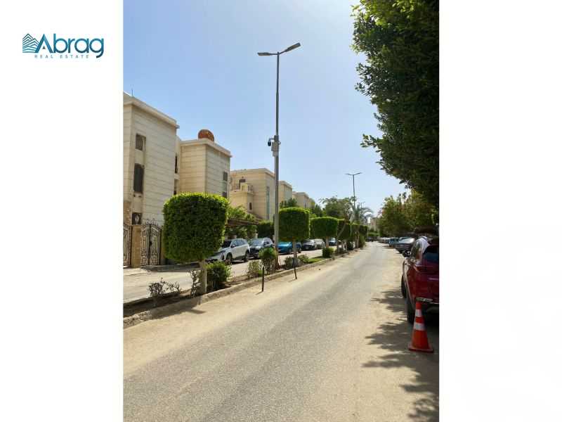 https://aqarmap.com.eg/en/listing/5657821-for-sale-cairo-el-sheikh-zayed-city-compounds-hadayek-el-mohandiseen