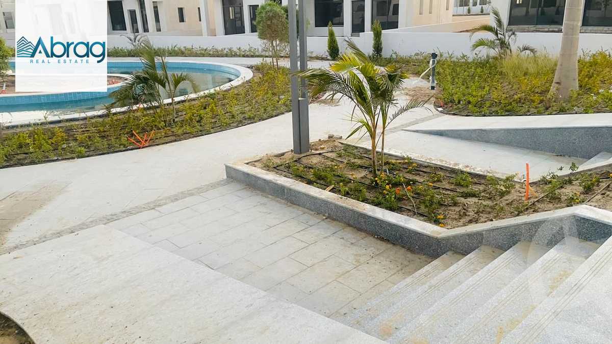 https://aqarmap.com.eg/en/listing/5667262-for-sale-cairo-el-sheikh-zayed-city-lshykh-zyd-ljdyd-lake-west-3-compound-cairo-capital
