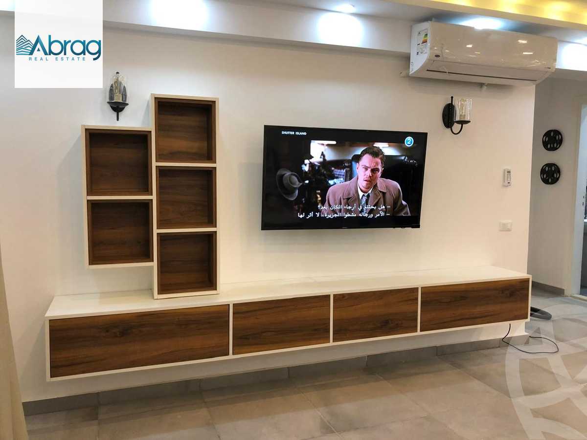 https://aqarmap.com.eg/en/listing/5759375-for-sale-cairo-el-sheikh-zayed-city-compounds-green-3