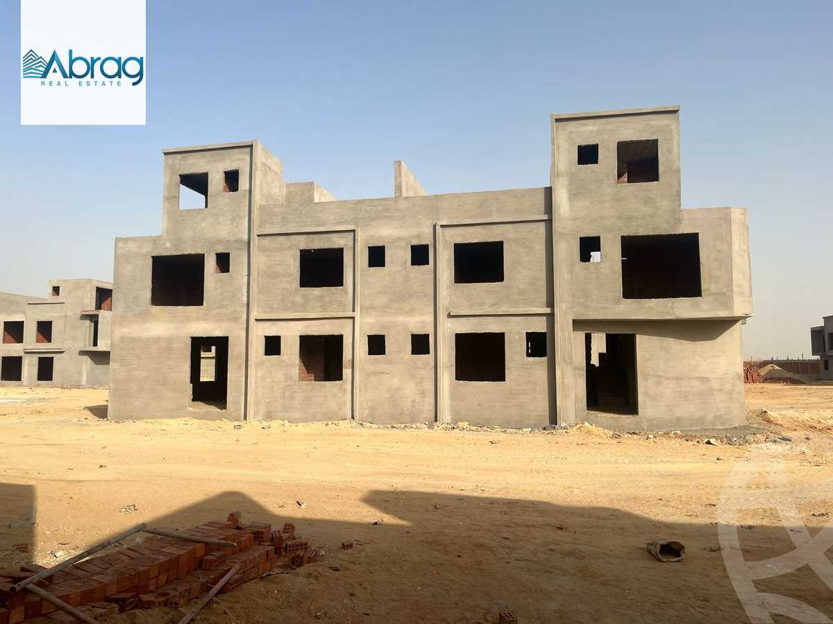 https://aqarmap.com.eg/ar/listing/5792131-for-sale-cairo-el-sheikh-zayed-city-lshykh-zyd-ljdyd-park-valley-2-compound-efid