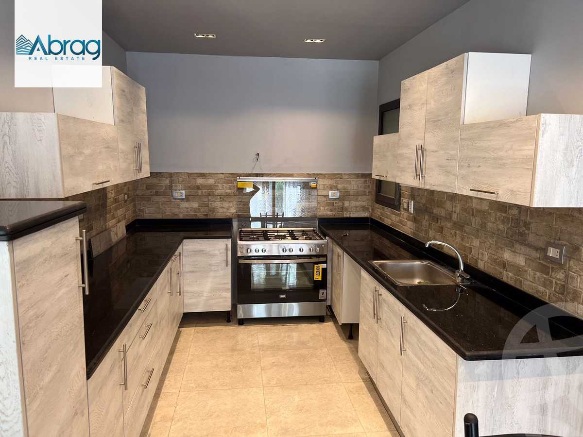 https://aqarmap.com.eg/en/listing/6212873-for-rent-cairo-el-sheikh-zayed-city-compounds-kmbwnd-wyst-twn-swdyk