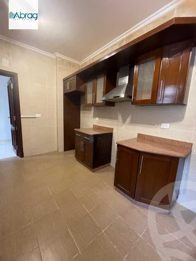 https://aqarmap.com.eg/en/listing/6213009-for-rent-cairo-el-sheikh-zayed-city-compounds-kmbwnd-wyst-twn-swdyk