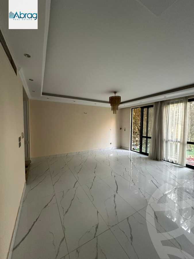 https://aqarmap.com.eg/en/listing/6213037-for-sale-cairo-el-sheikh-zayed-city-compounds-kmbwnd-wyst-twn-swdyk