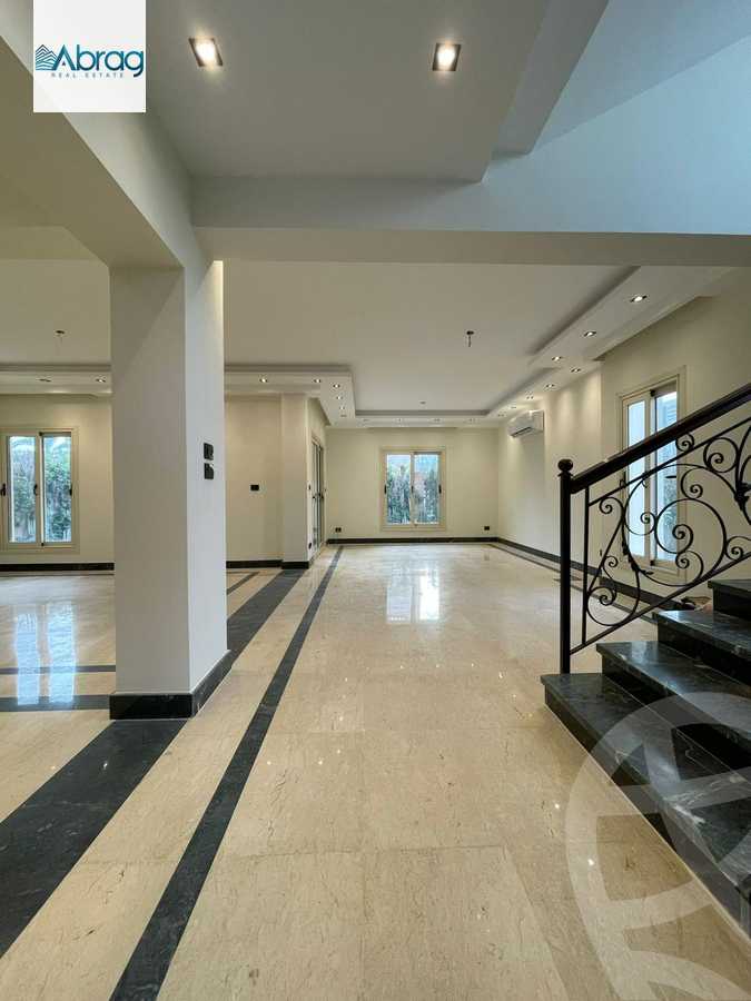 https://aqarmap.com.eg/en/listing/6213080-for-sale-cairo-el-sheikh-zayed-city-compounds-royal-city