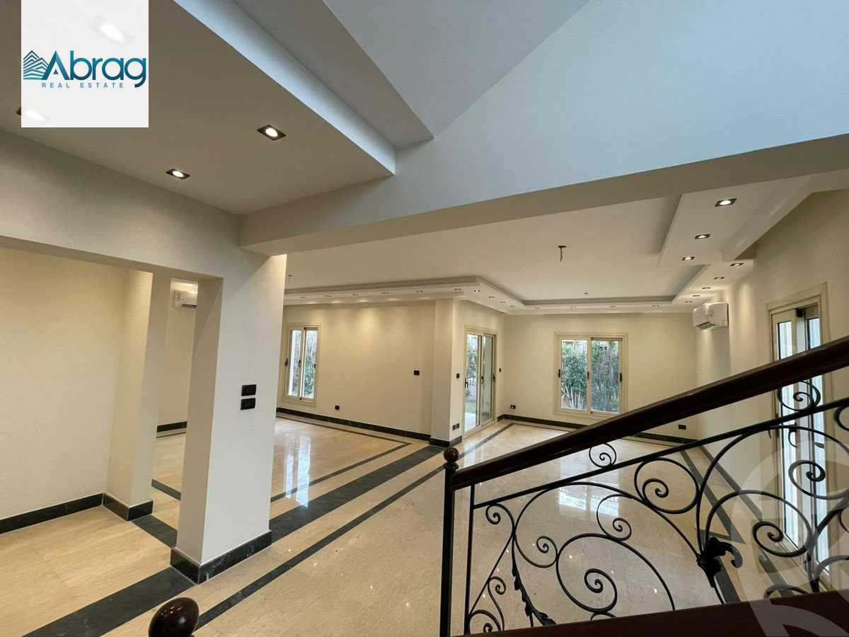 https://aqarmap.com.eg/en/listing/6213080-for-sale-cairo-el-sheikh-zayed-city-compounds-royal-city