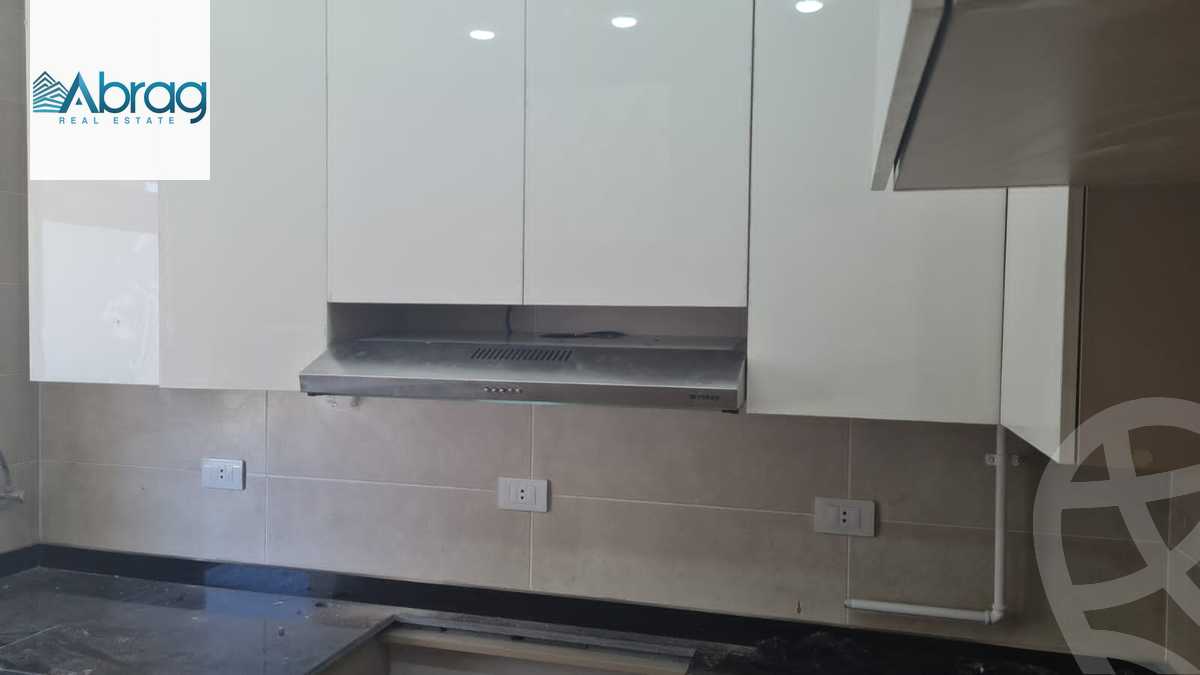 https://aqarmap.com.eg/en/listing/6215927-for-sale-cairo-el-sheikh-zayed-city-compounds-kmbwnd-wn-16-swdyk