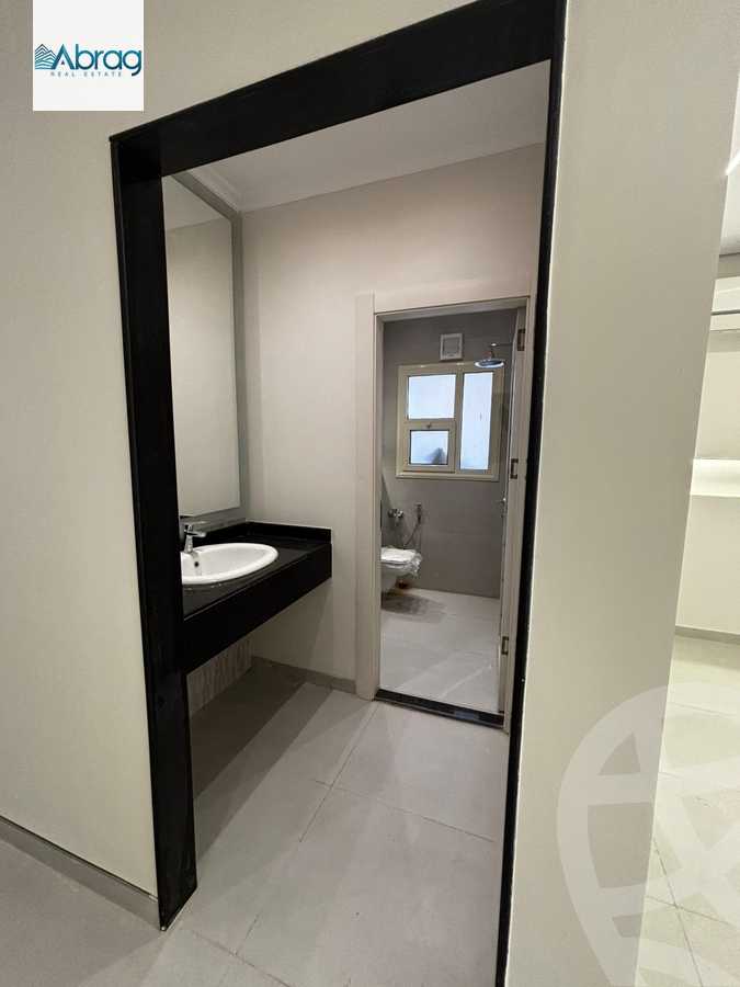 https://aqarmap.com.eg/en/listing/6250855-for-sale-cairo-el-sheikh-zayed-city-compounds-tiamo-city