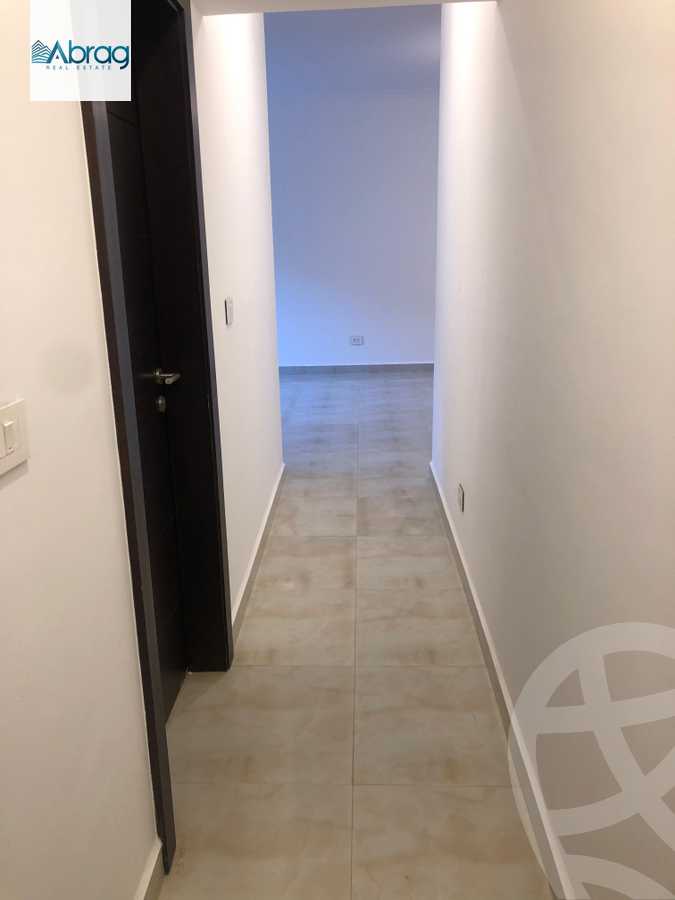 https://aqarmap.com.eg/ar/listing/6250944-for-rent-cairo-el-sheikh-zayed-city-compounds-kmbwnd-wyst-twn-swdyk