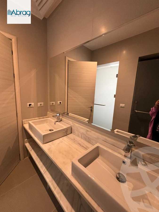 https://aqarmap.com.eg/ar/listing/6251008-for-rent-cairo-el-sheikh-zayed-city-compounds-kmbwnd-ljry-swdyk