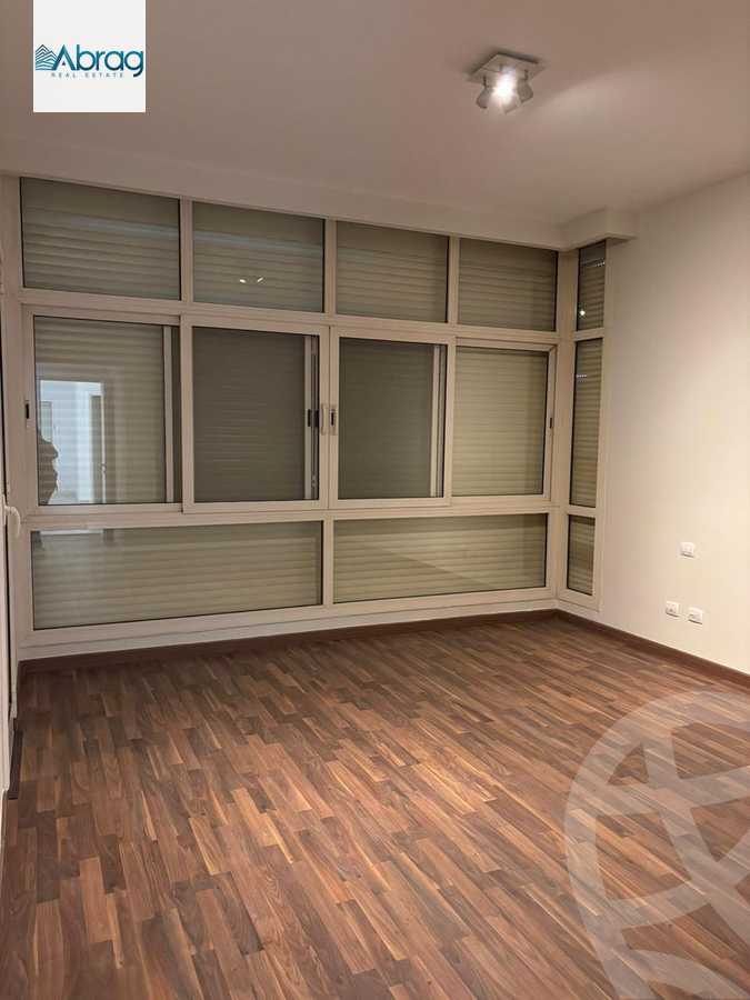 https://aqarmap.com.eg/ar/listing/6251008-for-rent-cairo-el-sheikh-zayed-city-compounds-kmbwnd-ljry-swdyk