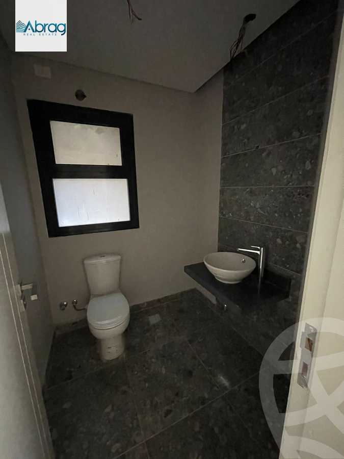 https://aqarmap.com.eg/ar/listing/6251088-for-rent-cairo-el-sheikh-zayed-city-compounds-kmbwnd-fyldj-wyst-dr-llttwyr