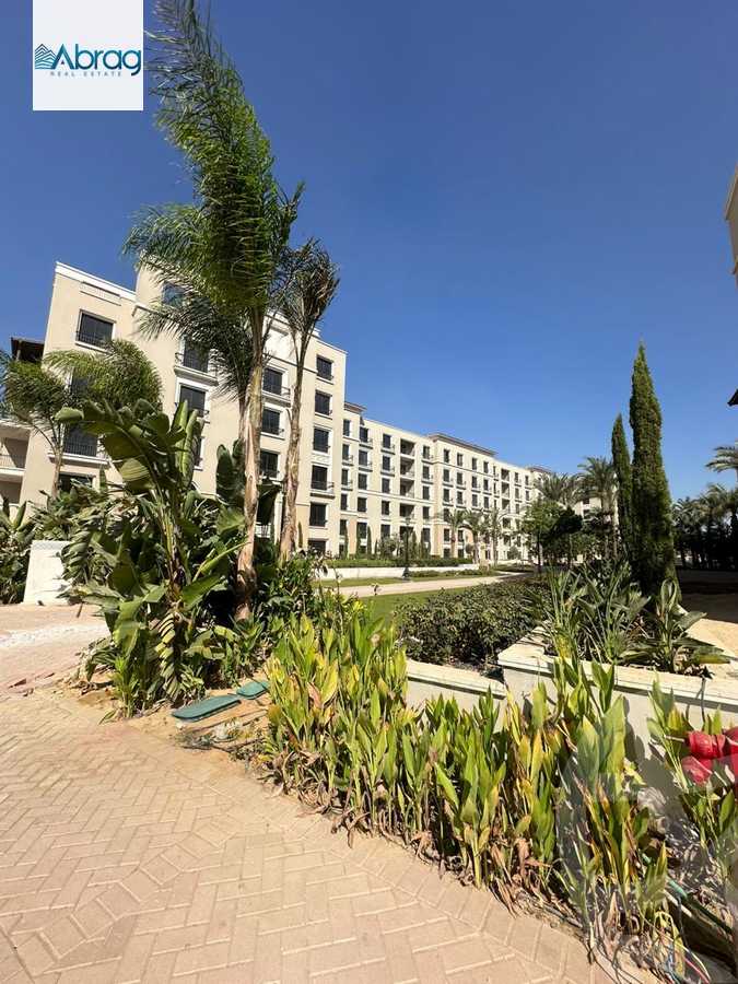 https://aqarmap.com.eg/ar/listing/6272701-for-sale-cairo-el-sheikh-zayed-city-compounds-kmbwnd-fyldj-wyst-dr-llttwyr