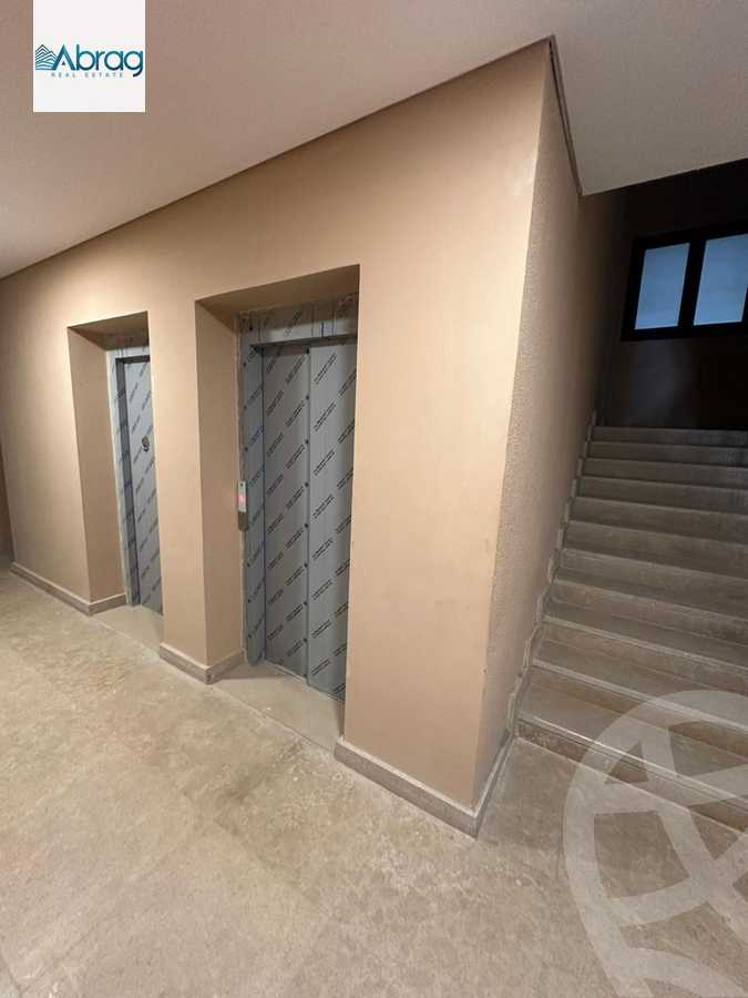 https://aqarmap.com.eg/ar/listing/6272701-for-sale-cairo-el-sheikh-zayed-city-compounds-kmbwnd-fyldj-wyst-dr-llttwyr