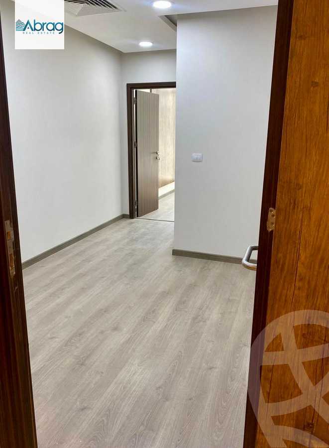 https://aqarmap.com.eg/ar/listing/6603916-for-rent-cairo-el-sheikh-zayed-city-compounds-tryfywm-zyd-nm-llttwyr