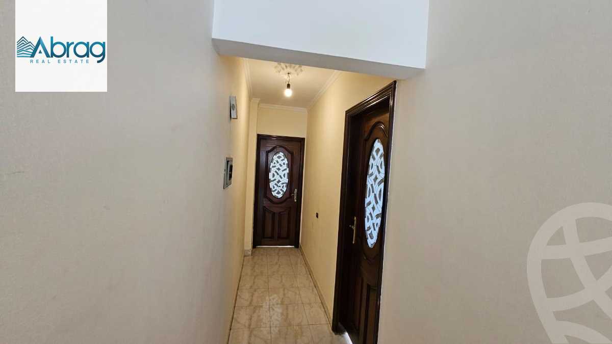 https://aqarmap.com.eg/en/listing/6622519-for-sale-cairo-el-sheikh-zayed-city-el-hay-elsabeaa-lbstn