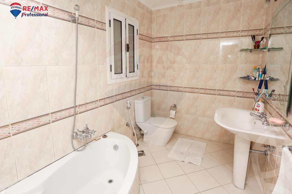 https://aqarmap.com.eg/ar/listing/3807144-for-sale-mostafa-kamel-stt
