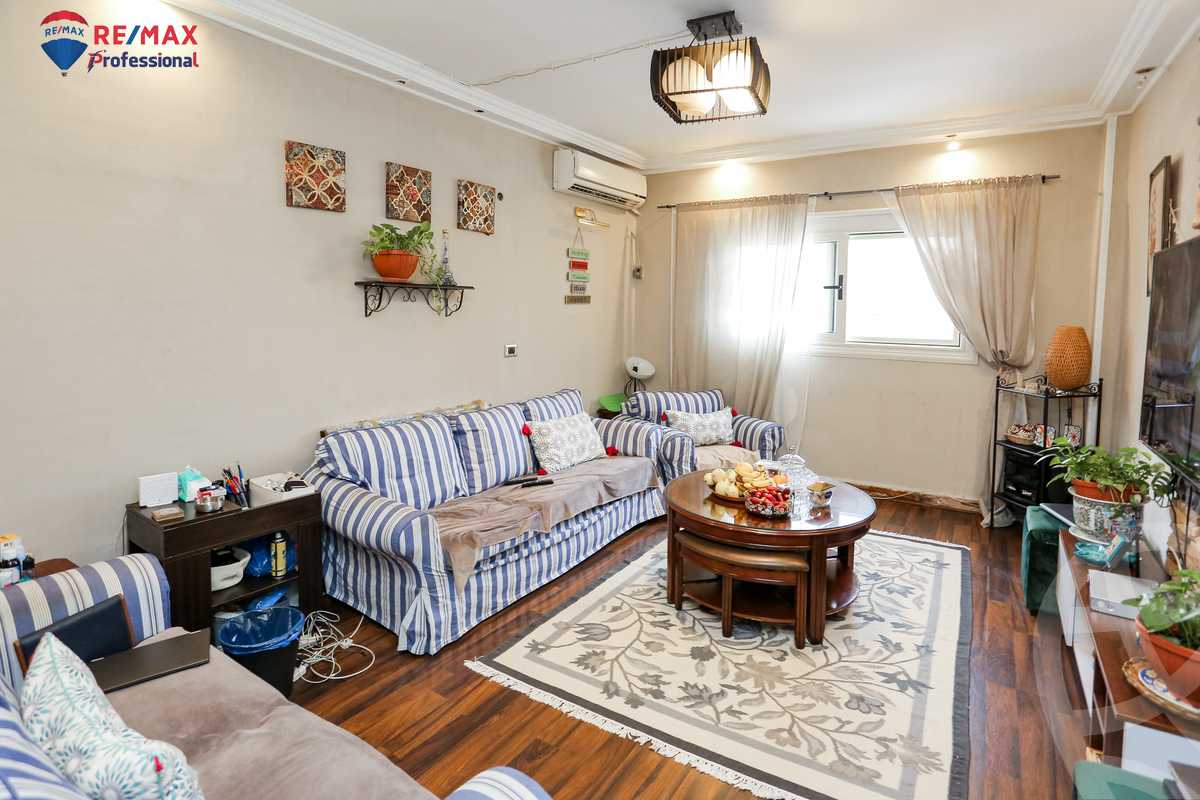 https://aqarmap.com.eg/en/listing/4182095-for-sale-alexandria-ganaklis-el-fath-st