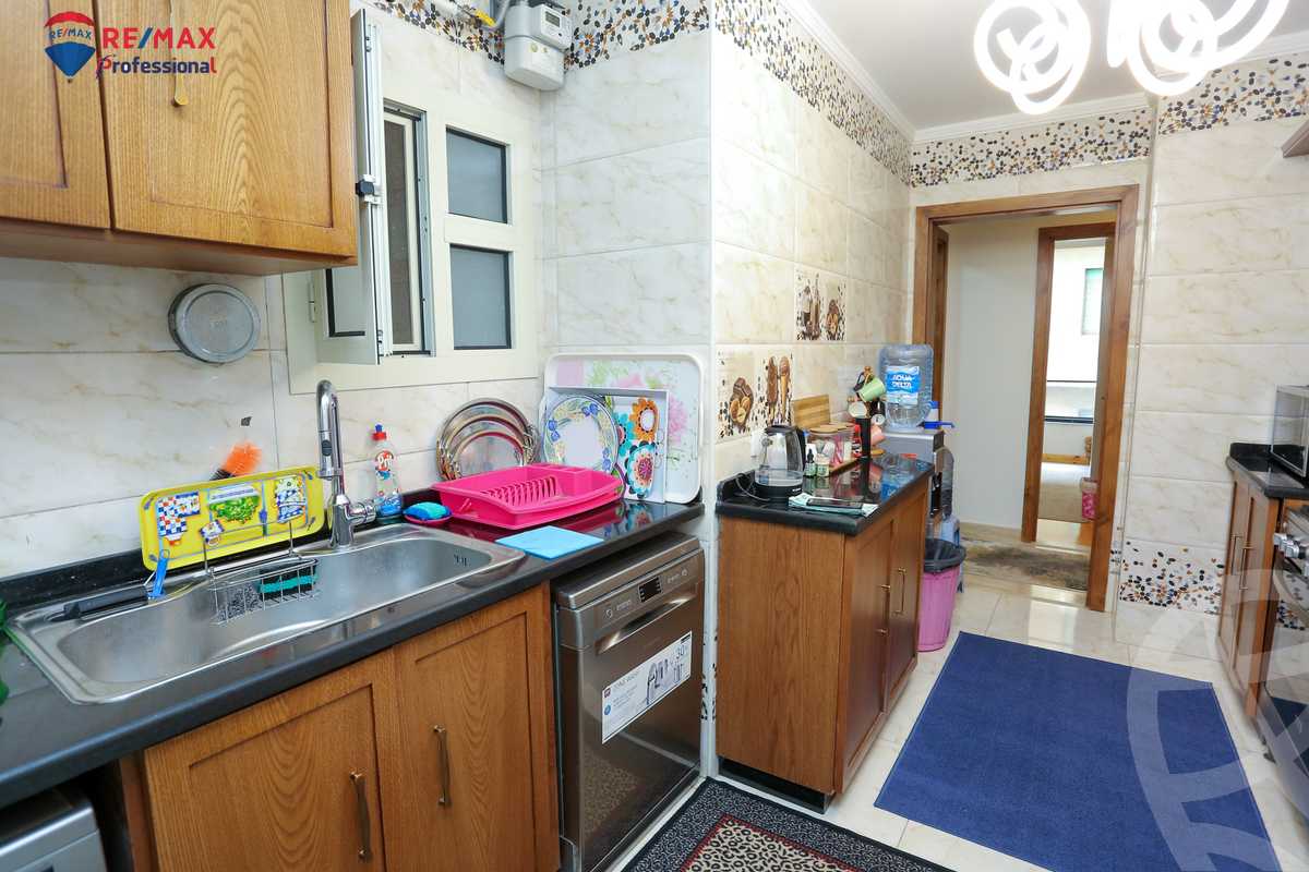 https://aqarmap.com.eg/ar/listing/3832148-for-sale-alexandria-sporting-abou-quer-st