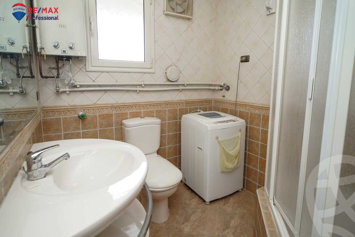 https://aqarmap.com.eg/ar/listing/3836048-for-rent-alexandria-sporting-al-akaba-st