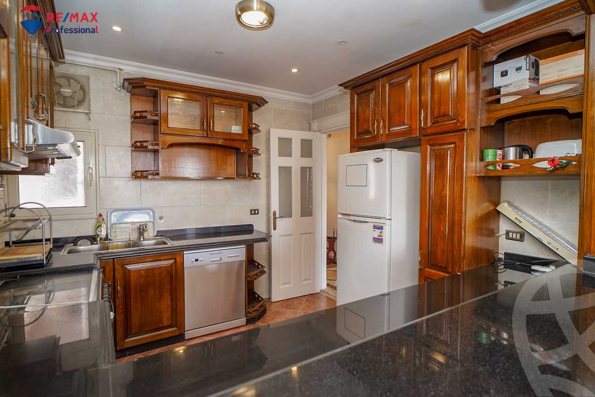 https://aqarmap.com.eg/ar/listing/3836048-for-rent-alexandria-sporting-al-akaba-st