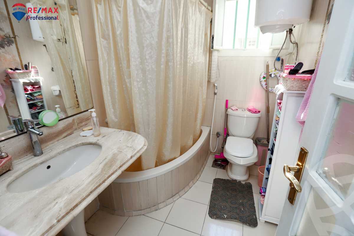 https://aqarmap.com.eg/en/listing/4182092-for-sale-alexandria-ibrahimia-abou-quer-st