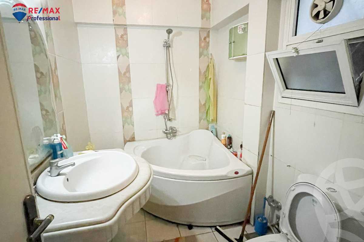 https://aqarmap.com.eg/ar/listing/3839888-for-rent-alexandria-lauran-bd-lslm-rf
