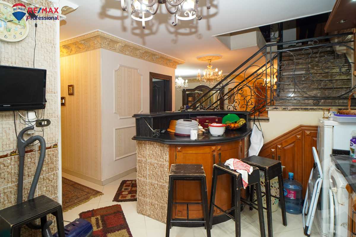 https://aqarmap.com.eg/ar/listing/3852294-for-sale-alexandria-bolekly-abou-quer-st