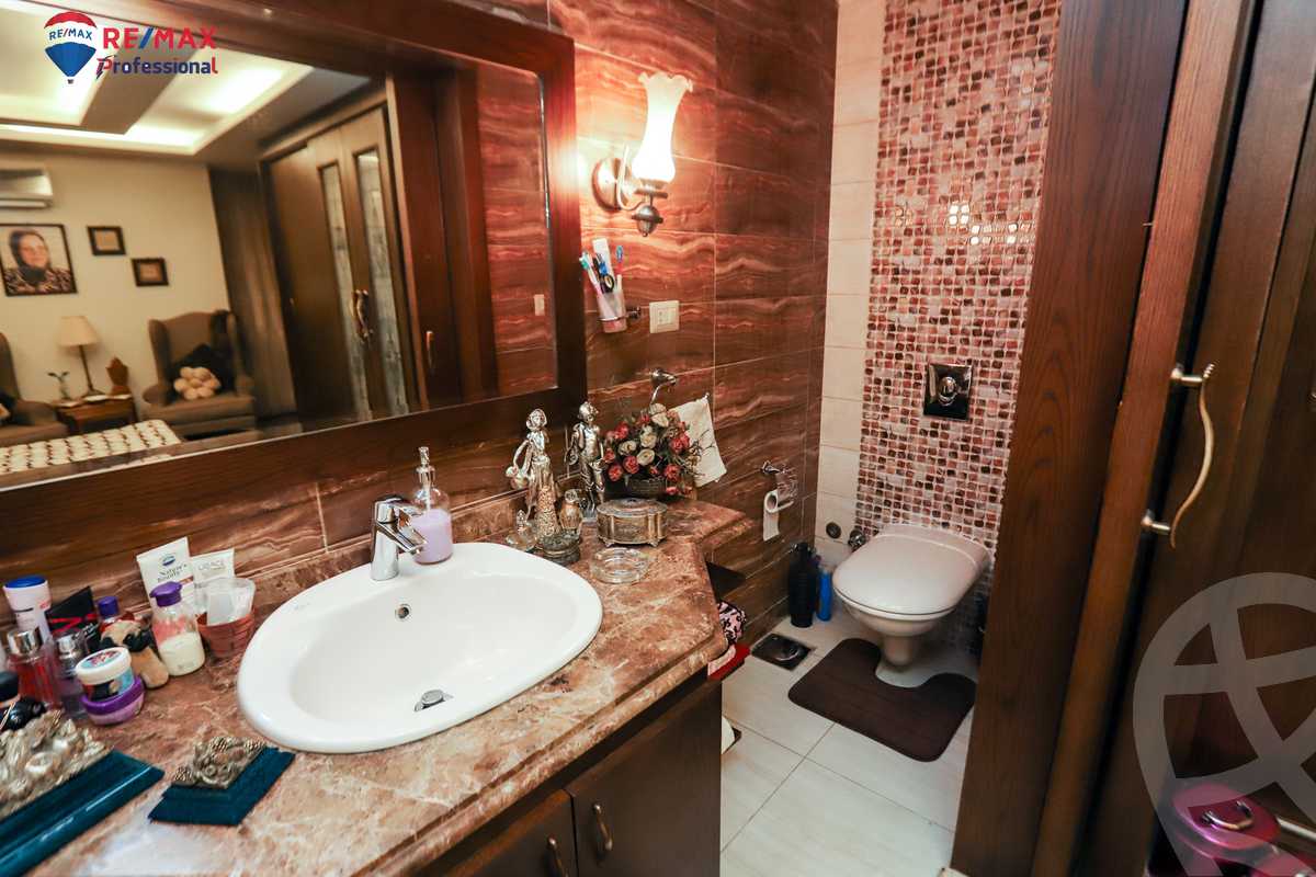 https://aqarmap.com.eg/ar/listing/3857970-for-rent-alexandria-lauran-shr-srhnk
