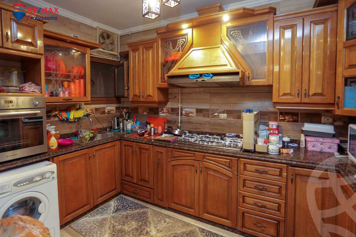 https://aqarmap.com.eg/ar/listing/3858927-for-sale-alexandria-glim-shr-ljysh