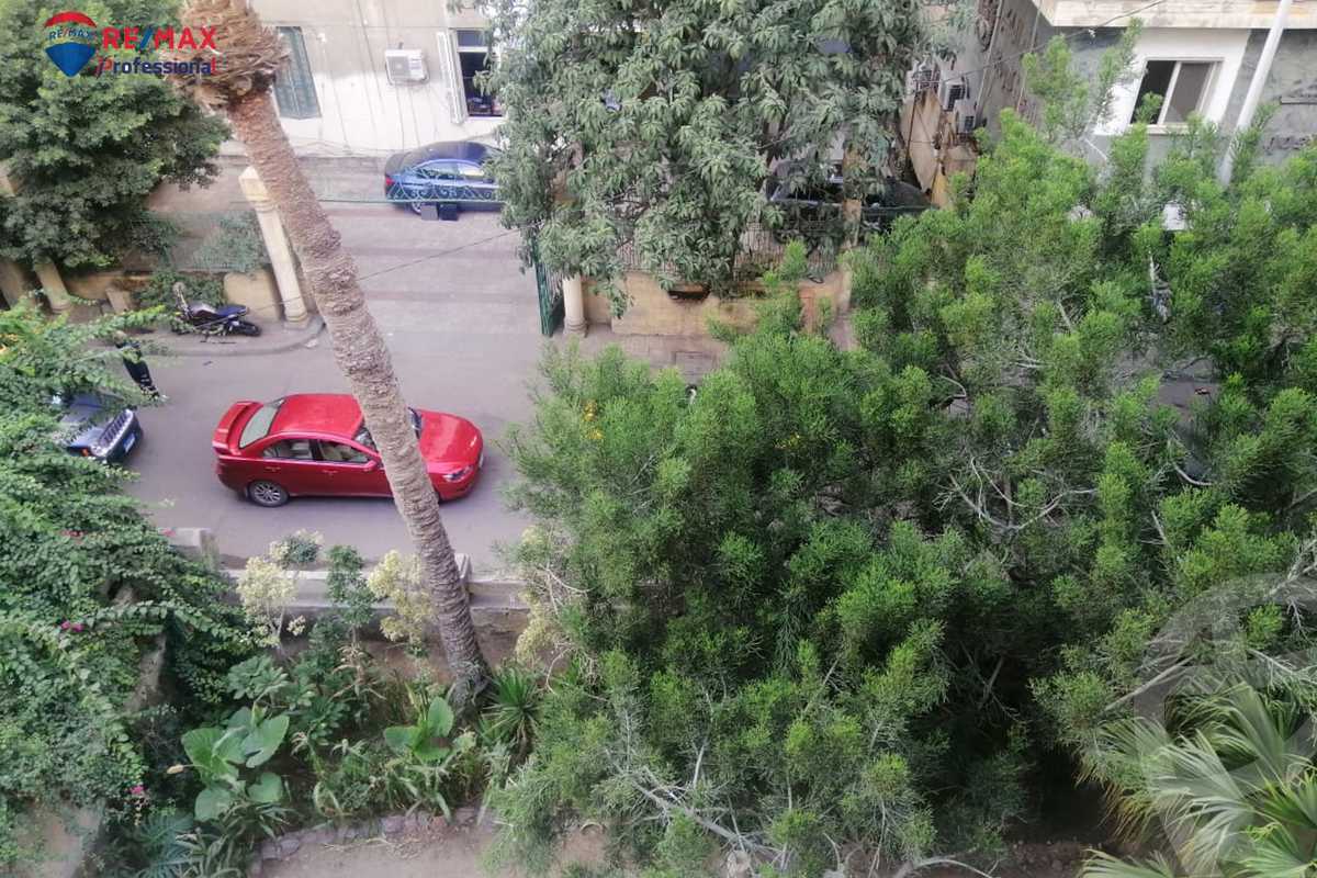 https://aqarmap.com.eg/ar/listing/3860769-for-rent-alexandria-kafr-abdo-abd-el-qader-ragab-basha-st