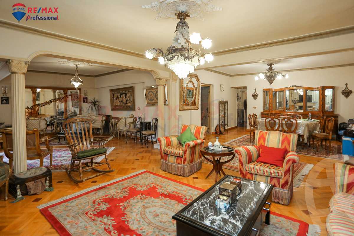 https://aqarmap.com.eg/ar/listing/3866652-for-sale-alexandria-kafr-abdo-kafr-abdou-st