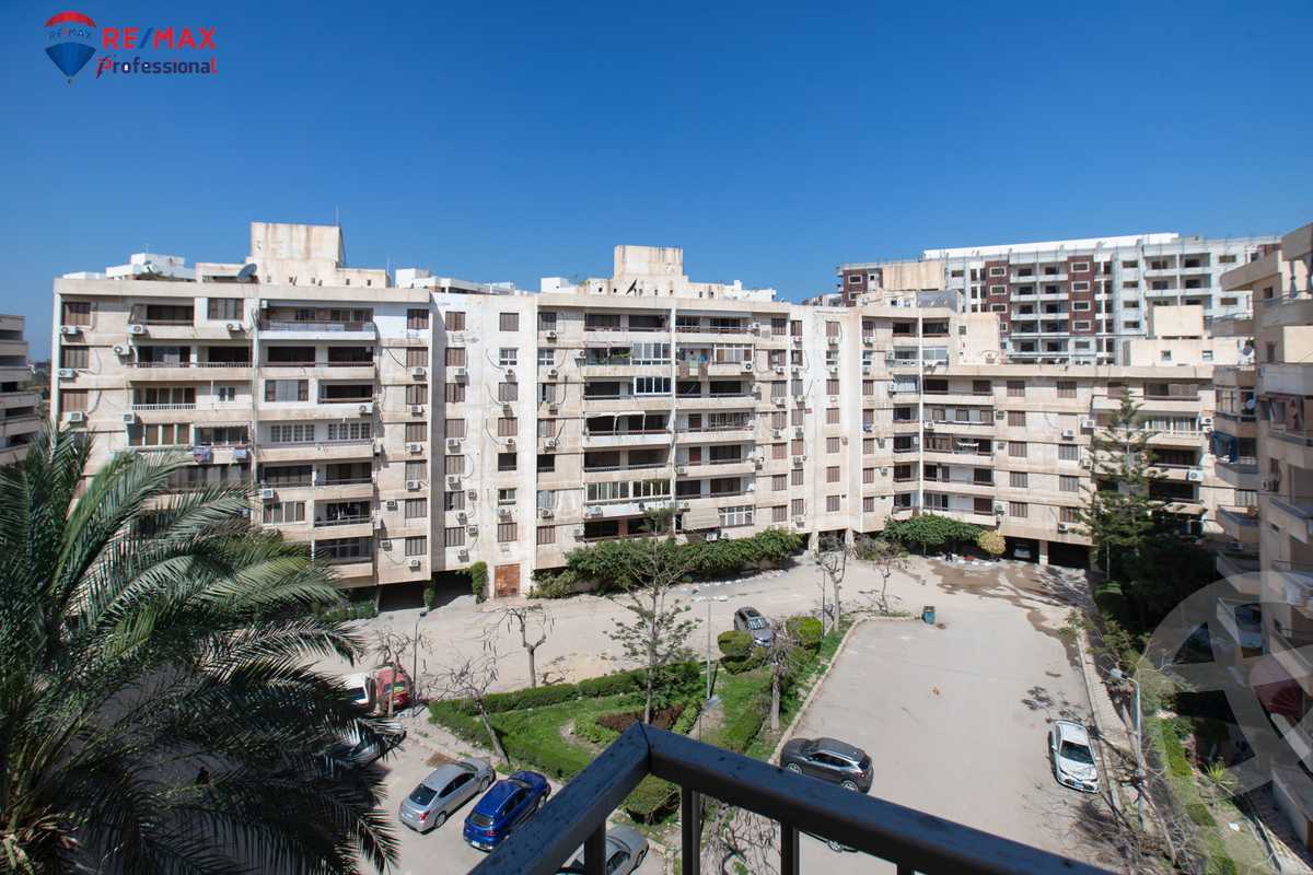 https://aqarmap.com.eg/ar/listing/3871929-for-sale-alexandria-lm-mwr-lm-mwr-lshty-kornesh-el-maamoura-st