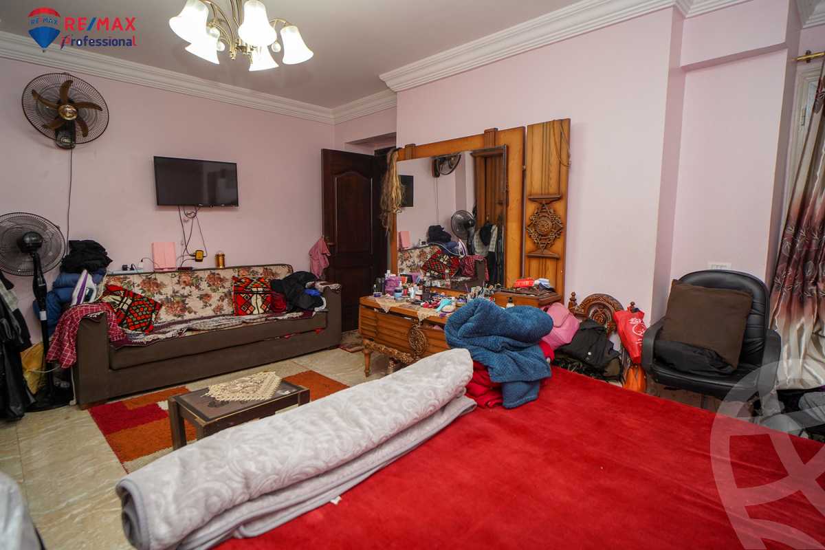 https://aqarmap.com.eg/ar/listing/3873917-for-sale-alexandria-bolekly-el-nahda-st