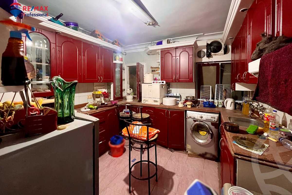 https://aqarmap.com.eg/ar/listing/3875283-for-rent-alexandria-lauran-alexandria-lauran-abd-el-khalik-tharwat-st