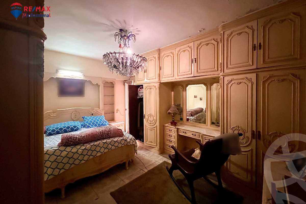https://aqarmap.com.eg/ar/listing/3875283-for-rent-alexandria-lauran-alexandria-lauran-abd-el-khalik-tharwat-st