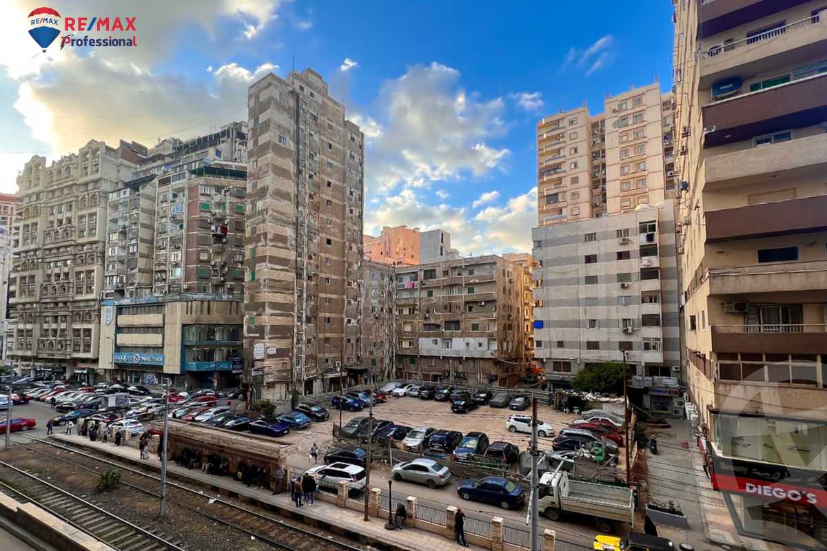 https://aqarmap.com.eg/ar/listing/3875283-for-rent-alexandria-lauran-alexandria-lauran-abd-el-khalik-tharwat-st