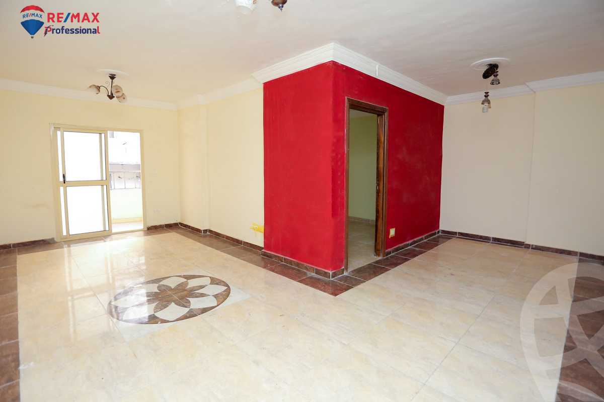 https://aqarmap.com.eg/ar/listing/3878528-for-sale-alexandria-sporting-abou-quer-st