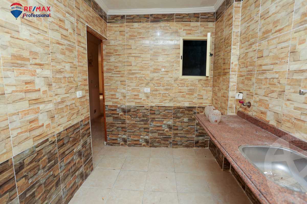 https://aqarmap.com.eg/ar/listing/3878528-for-sale-alexandria-sporting-abou-quer-st